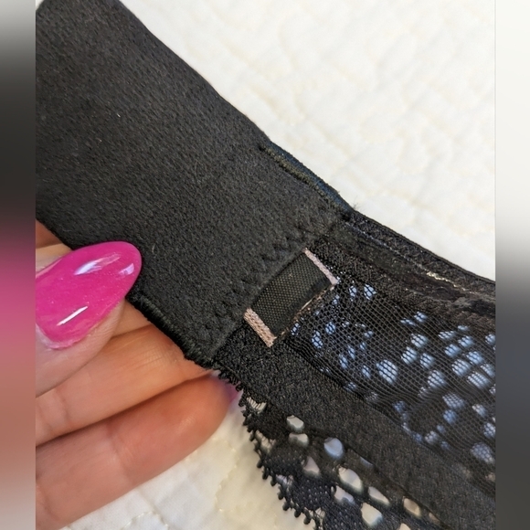 Victoria's Secret Black Lace Bandeau Strapless Bra - Picture 7 of 11
